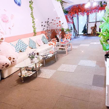 Yoshidoku Inn - Domome1 Осака Екстериор снимка